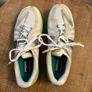 Brooks Limited Edition PureFlow 2 Trainers (Women's 8.5M)